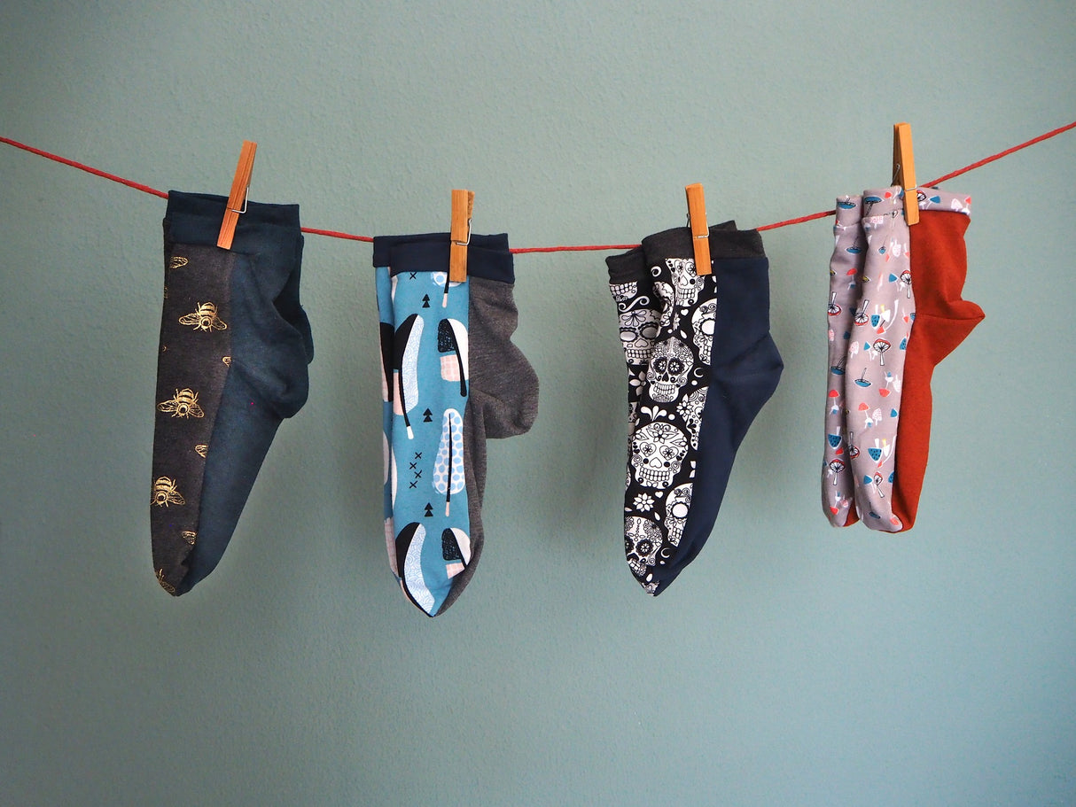 Kindersocken-aus-Jerseyresten-naehen