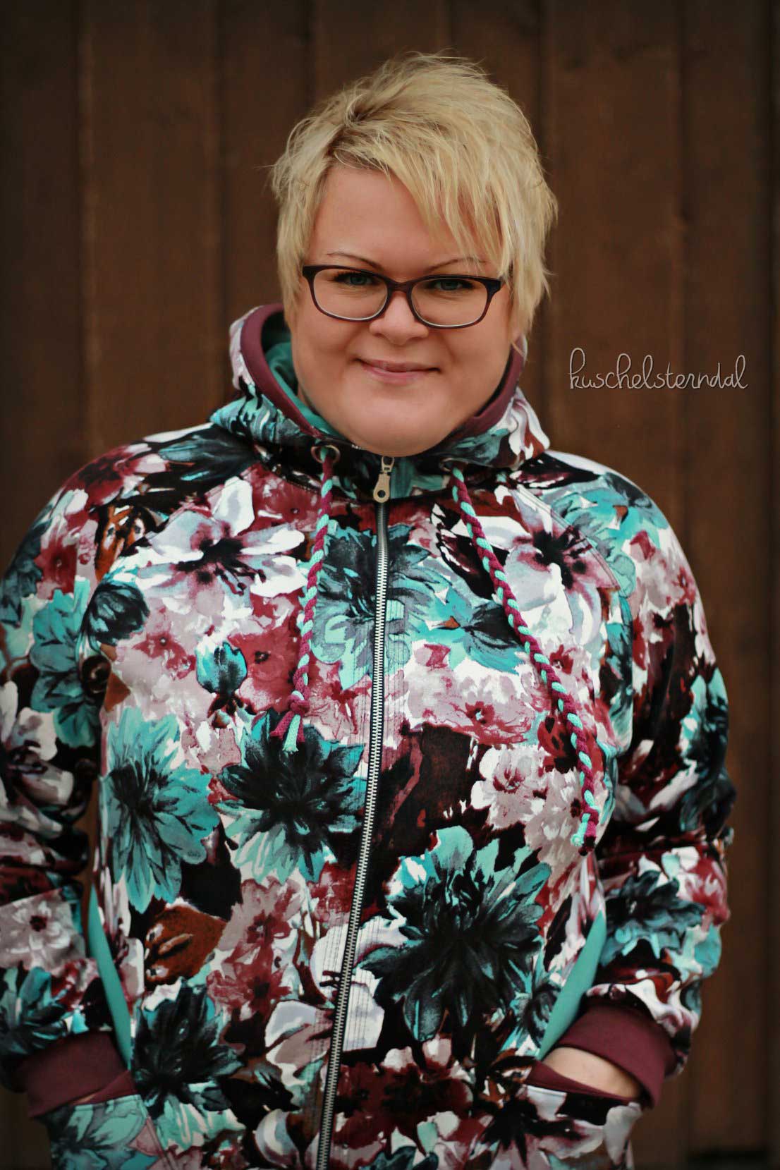 paulaXL-plus-size-damenjacke-06
