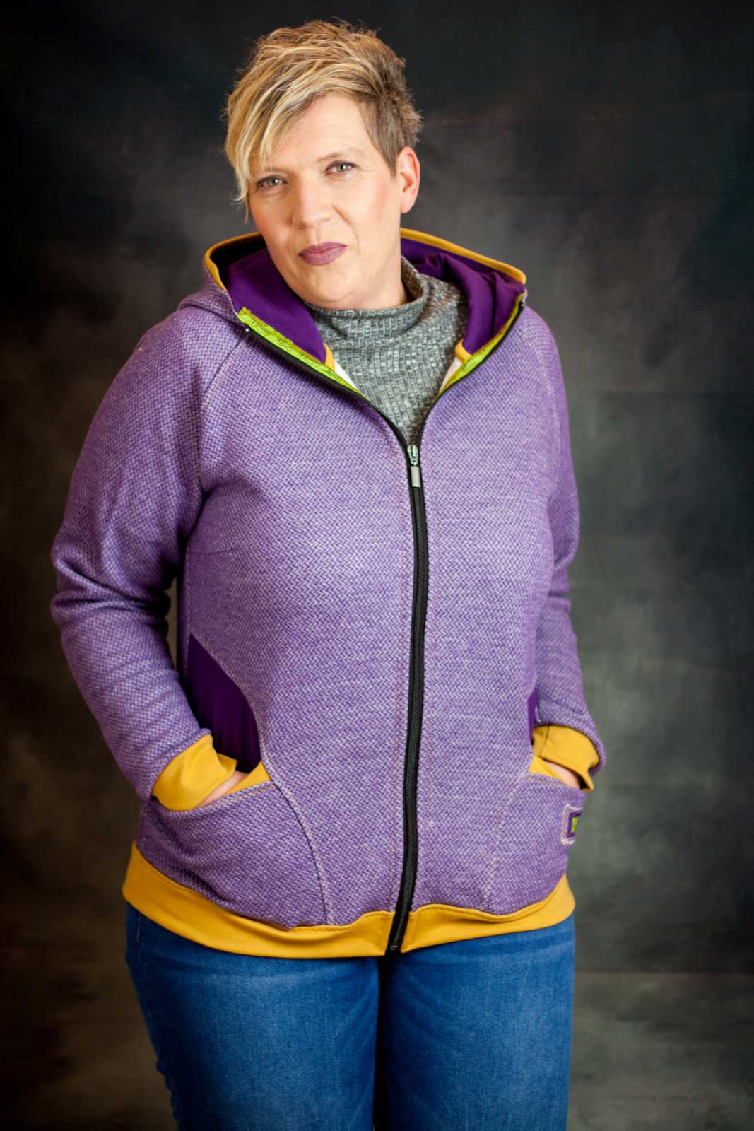 paulaXL-plus-size-damenjacke-07
