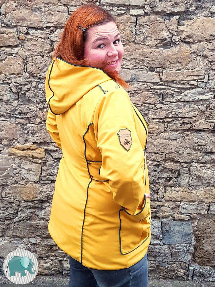 regenjacke-schnittmuster-bienvenido-colorido