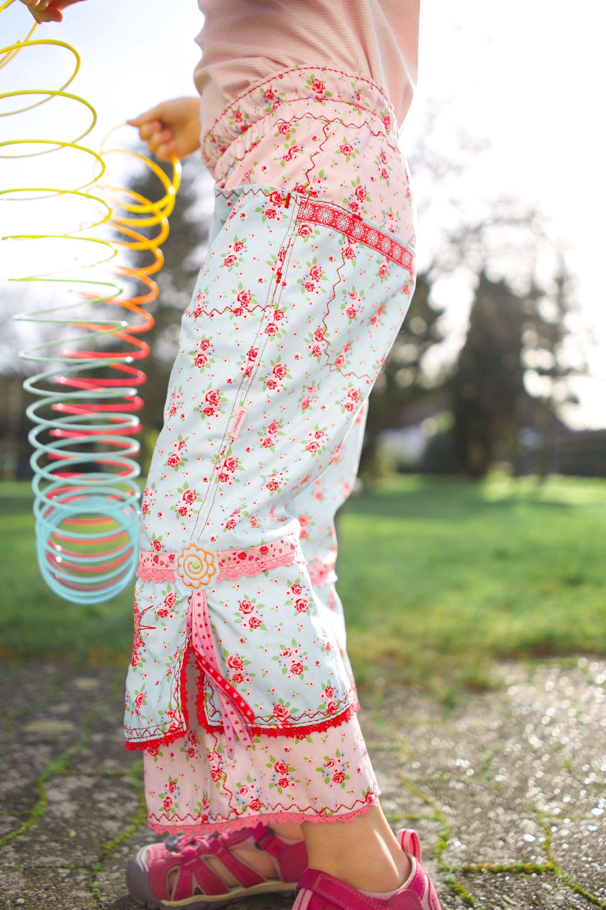 schnittmuster-kinderhose-yelena-webware