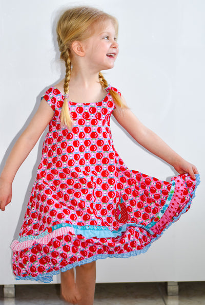 Festkleid_Schnittmuster_Farbenmix