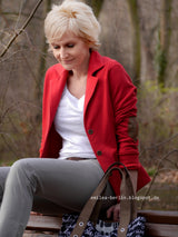 Grace-red4cwDHAIcNnNaSI