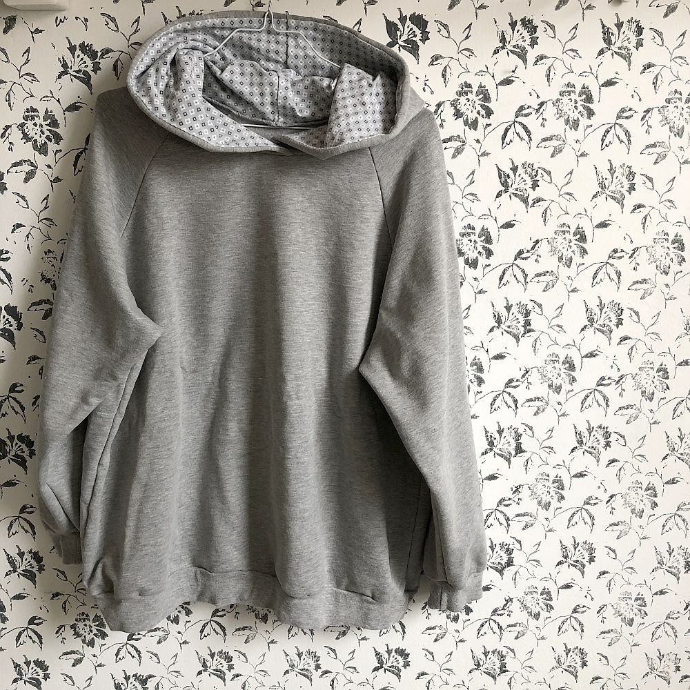 Schnittmuster-Hoodie-mit-Kapuze
