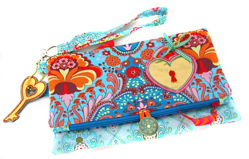 clutch350058332e5b8be51