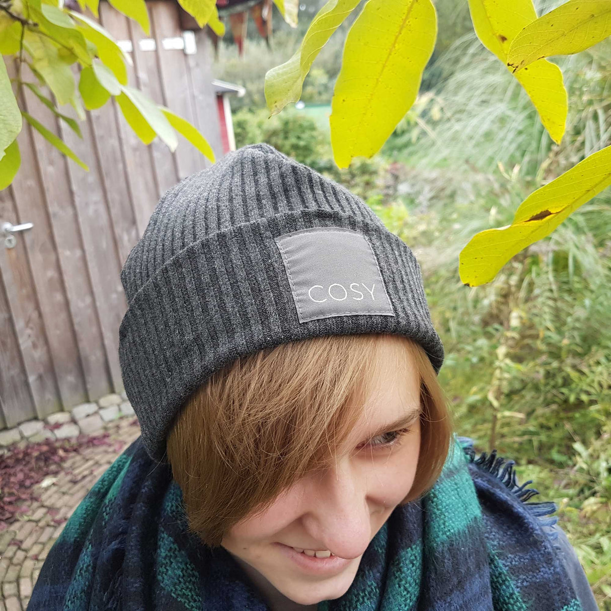 cosy-webetikett-strickmuetze