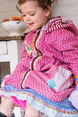ebbie-und-floot_farbenmix_KARLA_Ballonjacke_Jolijou_Berry-Drops_Huups_Stickdatei_Webband_embroidery_Ribbons_02-png