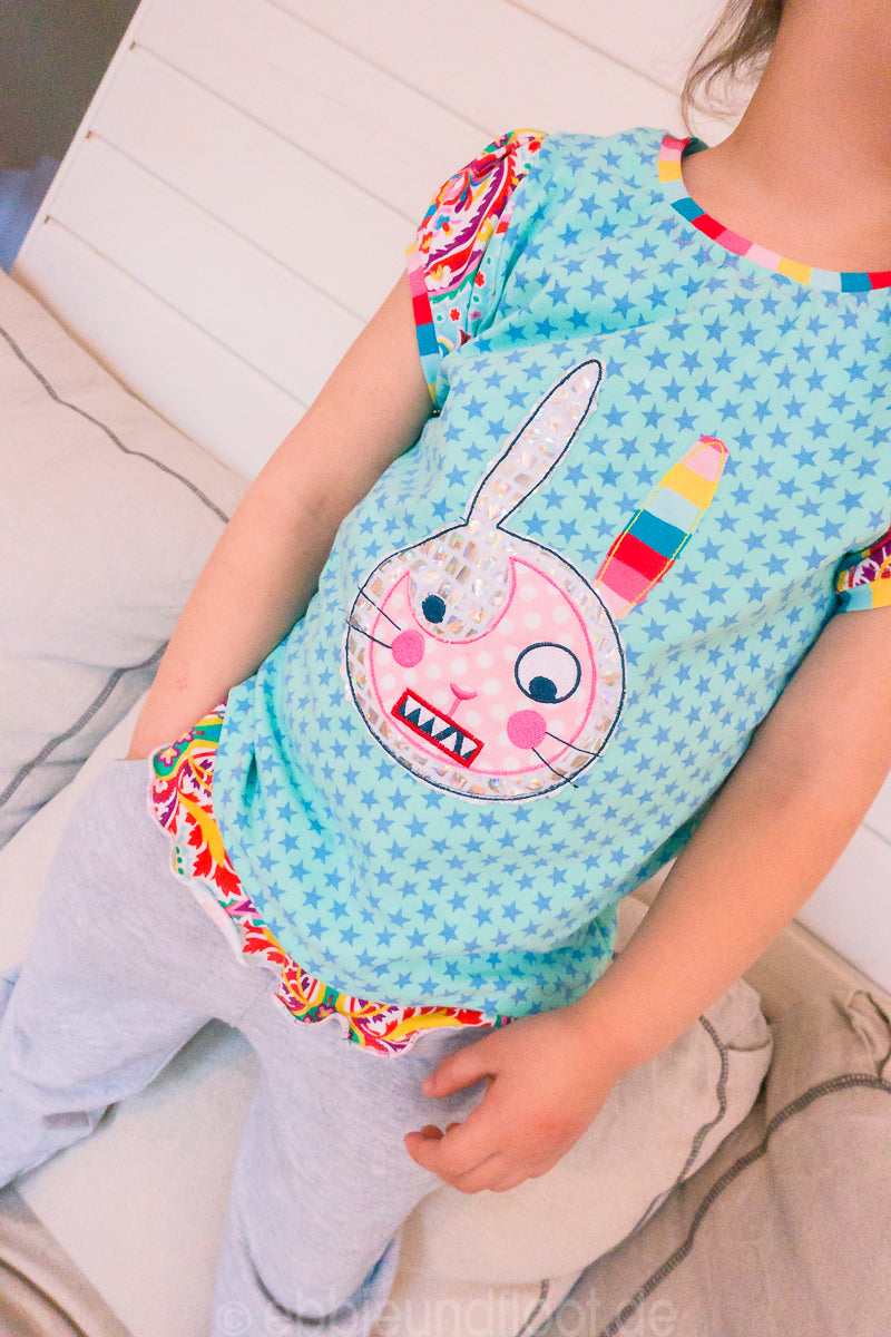 ebbie-und-floot_farbenmix_Shirt_kleinFANO-_huups_embroidery_paulapu-_Schnittmuster_01