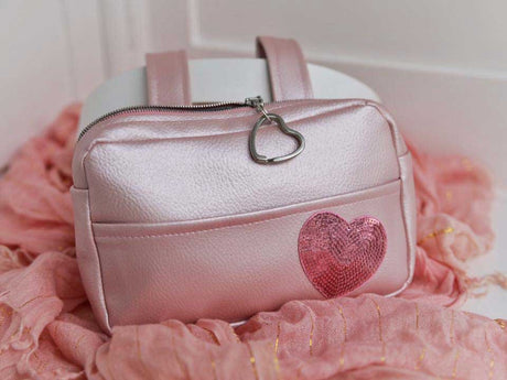 ebook-guerteltasche-heti-aus-kunstlederiUIot47Dkgkbd