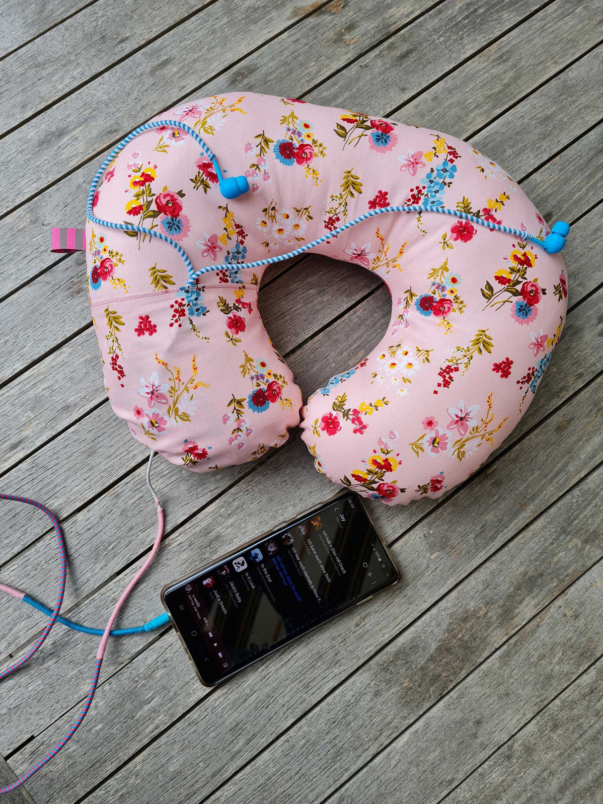 ebook-nackenhoernchen-mit-kopfhoerertasche-2