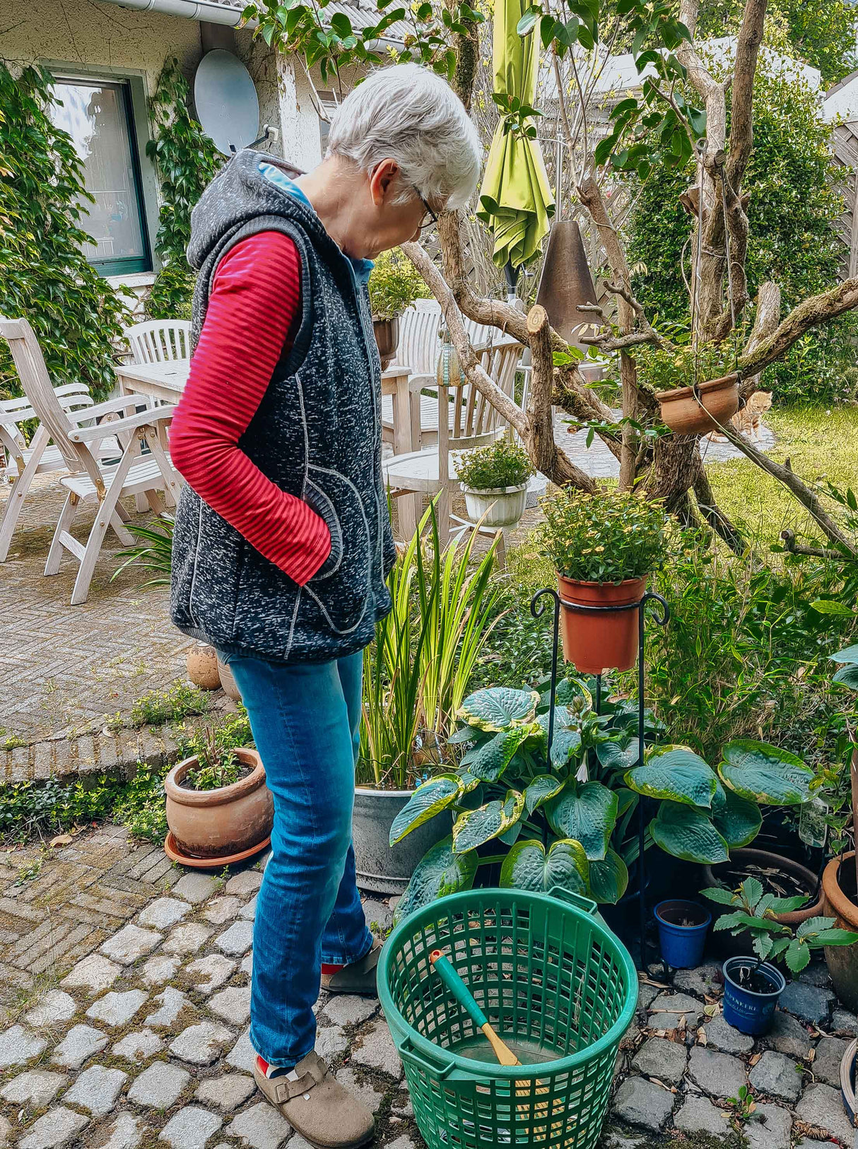 frauviktoria-kapuzenwesten-schnittmuster-4