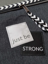 justbe-strong-webetikett