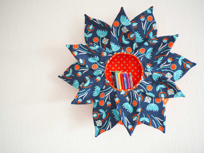 kukka-utensilotasche-blumenform