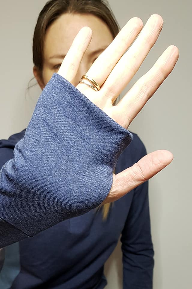 labasic-longsleeve-pedilu-wie-bitte-2-blau-detail