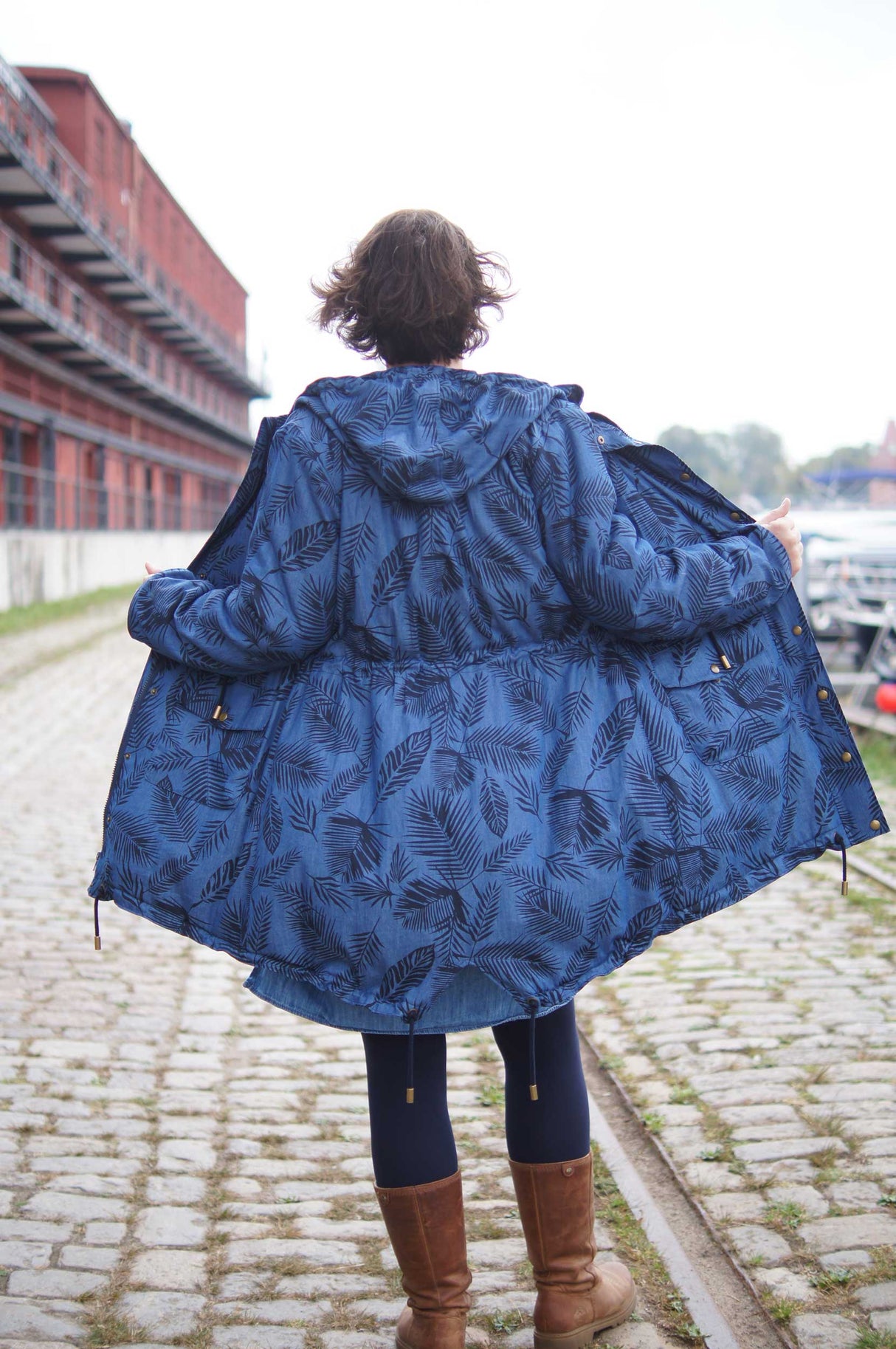 mialuna-parka-neve