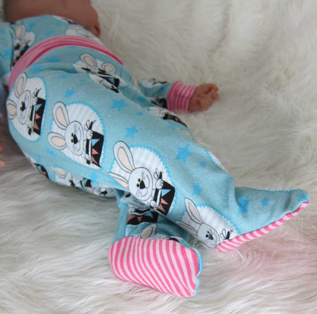 schnittmuster-babyhose-mit-fuss3rprVJQ5g0azo