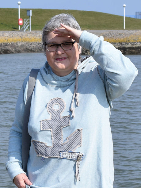 schnittmuster-hoodie-mialuna-ladyrose