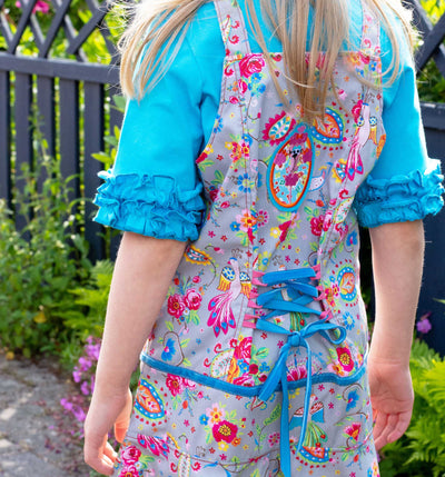 schnittmuster-kinderkleid-mit-schnuerung