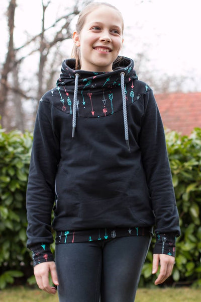 tasja_hoodie_mialuna1