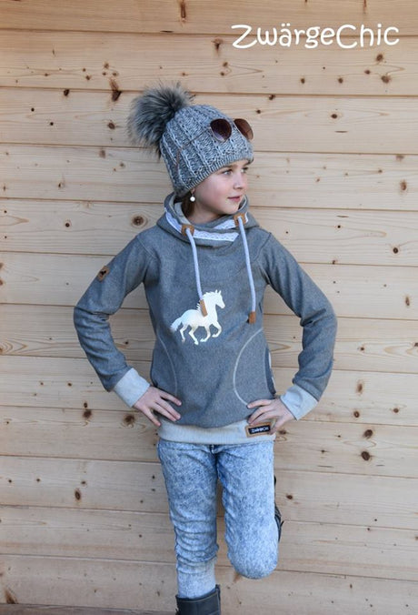 tasja_hoodie_mialuna2