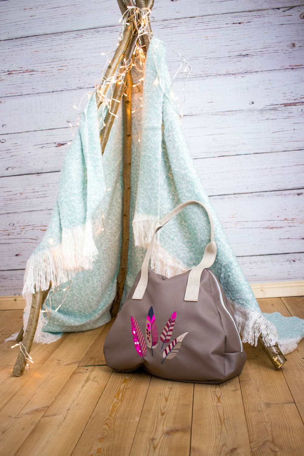 triangel-henkeltasche-farbenmix-taschenschnittmuster