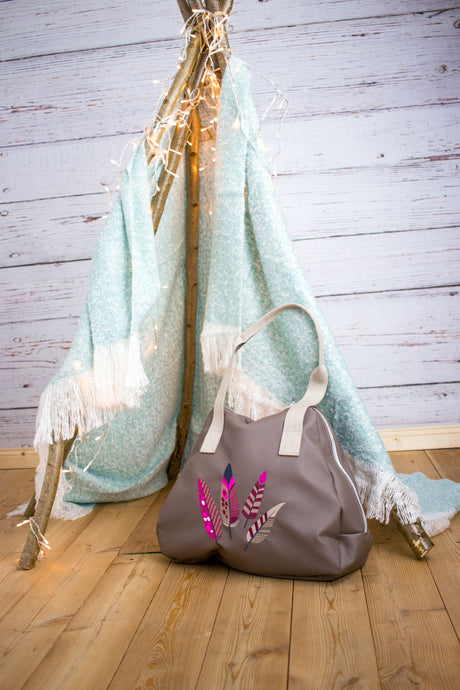 triangel-henkeltasche-farbenmix-taschenschnittmuster